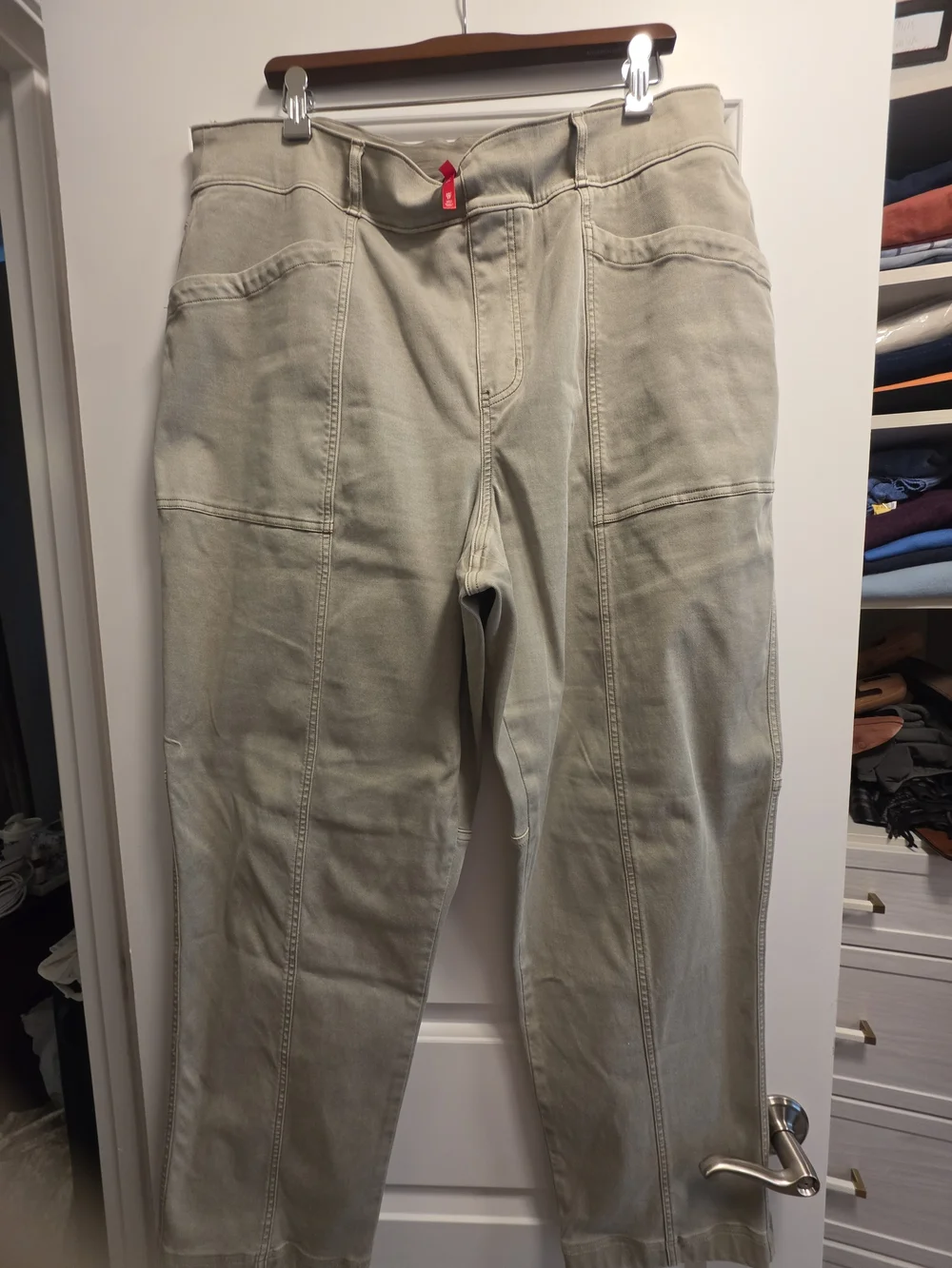 NWOT SPANX stretch twill straight leg pants in Sage - Picture 6 of 10
